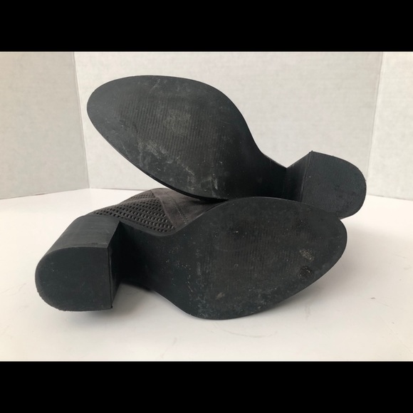 STEVE MADDEN REPLAY GRAY ANKLE BOOTIE 6.5 - Picture 7 of 8